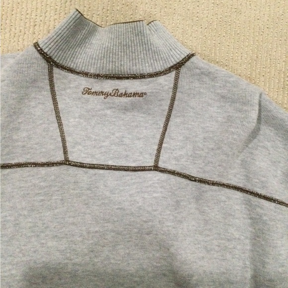 Tommy Bahama Reversible 3/4 zip - Picture 6 of 6